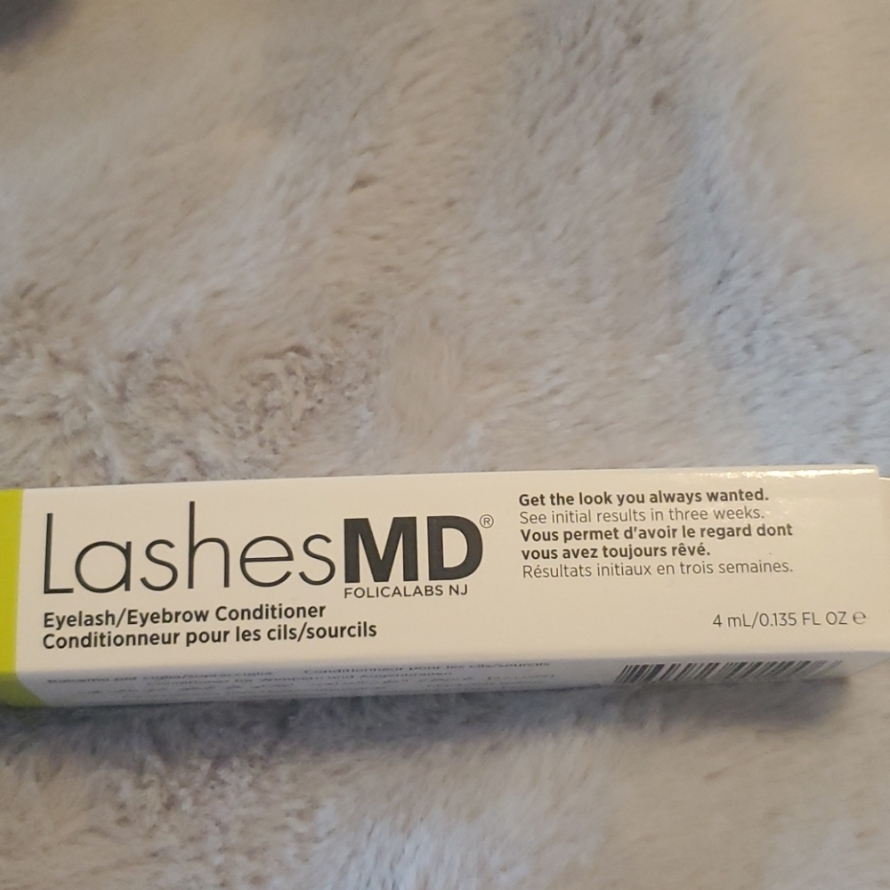 Eyelash and eyebrow conditioner